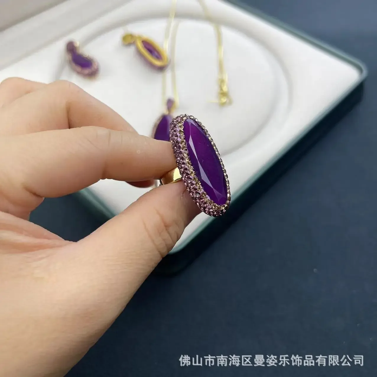 Purple Malay jade pottery clay inlaid three-piece set vintage original design jewelry Seiko inlaid jewelry wholesale