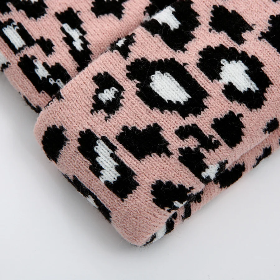 เสือดาวพิมพ์ Jacquard Brimless หมวกลําลอง Y2K แฟชั่นฤดูใบไม้ร่วงและฤดูหนาวหมวกอบอุ่นหนา Unisex Hip-Hop Retro Skulls หมวกถัก