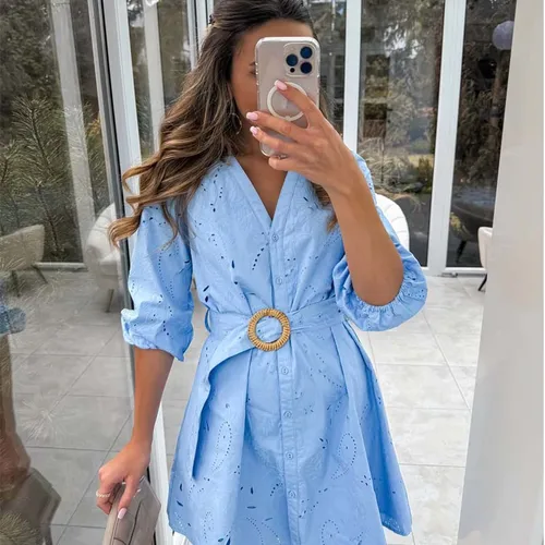 YENKYE primavera 2025 mujeres azul cielo ahueca hacia fuera el vestido corto bordado botón frontal cuello en V con cinturón A-line vestidos casuales otoño