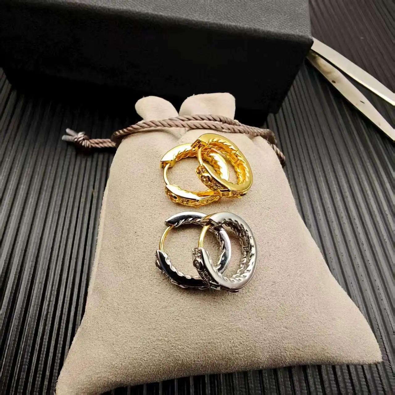 

Серьги-капли из стерлингового серебра 925 пробы, новинка 2023 года, 12,3*4 мм, белые бриллианты, серьги-капли в стиле Ренессанс, нейтральный модный тренд, простые роскошные ювелирные изделия в стиле ретро