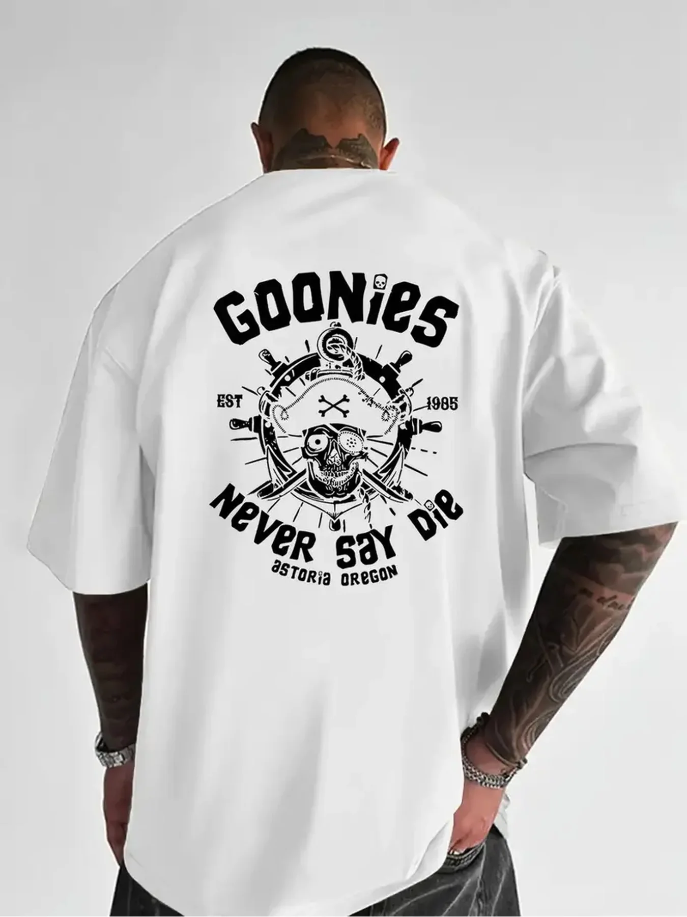 Retro Pirate Skull and Compass Print on Premium Soft 100% Cotton Mens T Shirt Perfect for Summer Casual Streetwear Style