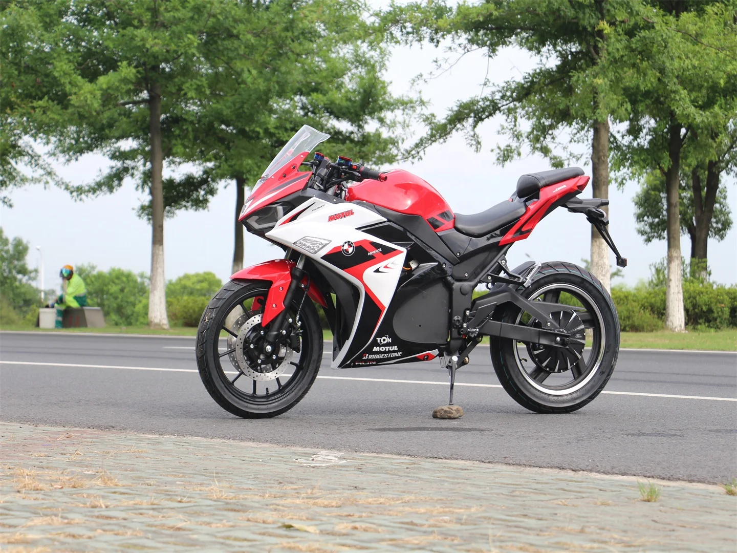 Brand New High-Voltage 72v Adult Electric Racing Motorcycle with Powerful High Range