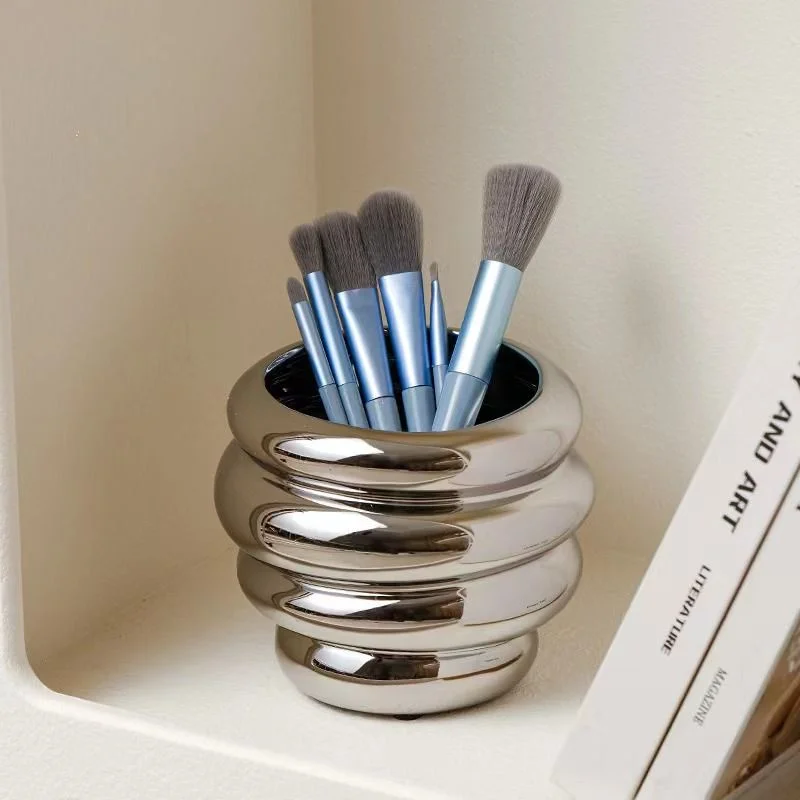 Light Luxury Creative Pen Holder Ceramic Cream Style Makeup Brush Comb Storage Organizer Home Vase Decoration Jar