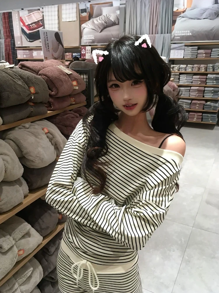 Tonngirls Y2k اليابانية قطعتين الدعاوى قبالة الكتف بلايز + شورت صغير الشارع الشهير خمر مخطط النساء مجموعات وتتسابق الكورية #5