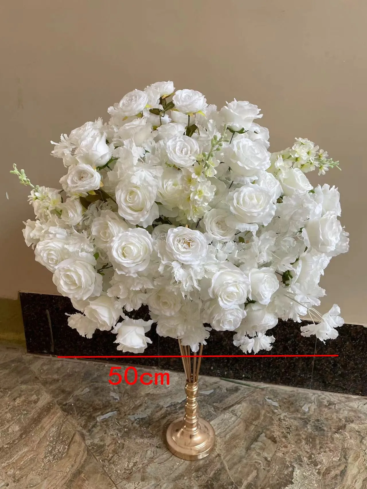 Witte kersenbloesem roos hang hoek bloem rij kunstbloemen bruiloft achtergrond boog decor bloemen tafel centerpieces bal
