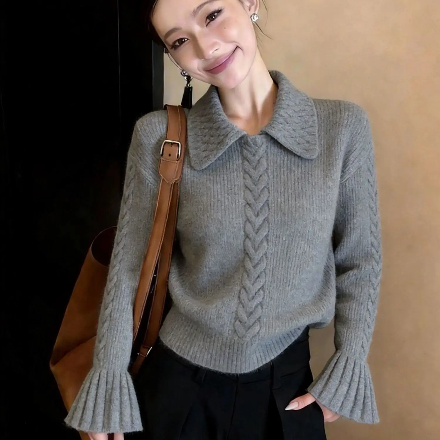 

White Pattern Sweater Long Sleeve Square Neck Temperament Knitted Sweater Pullover Horn Top 2026 New