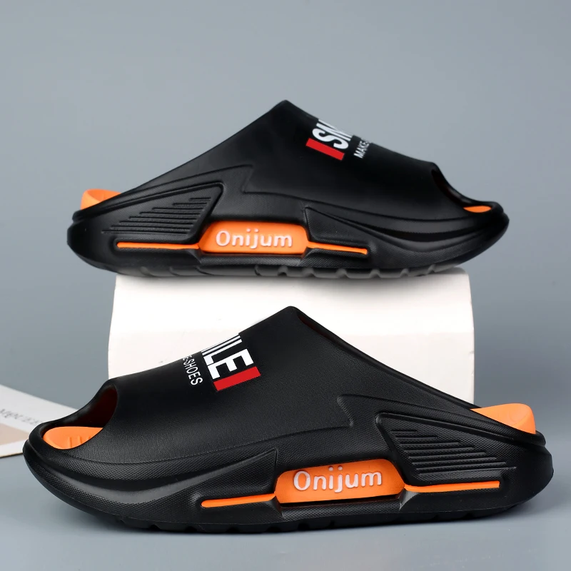 

Новые летние мужские шлепанцы с чувством высокой эстетической стоимости, внешняя одежда, противоскользящие пляжные крутые тапочки с толстой подошвой для мужчин