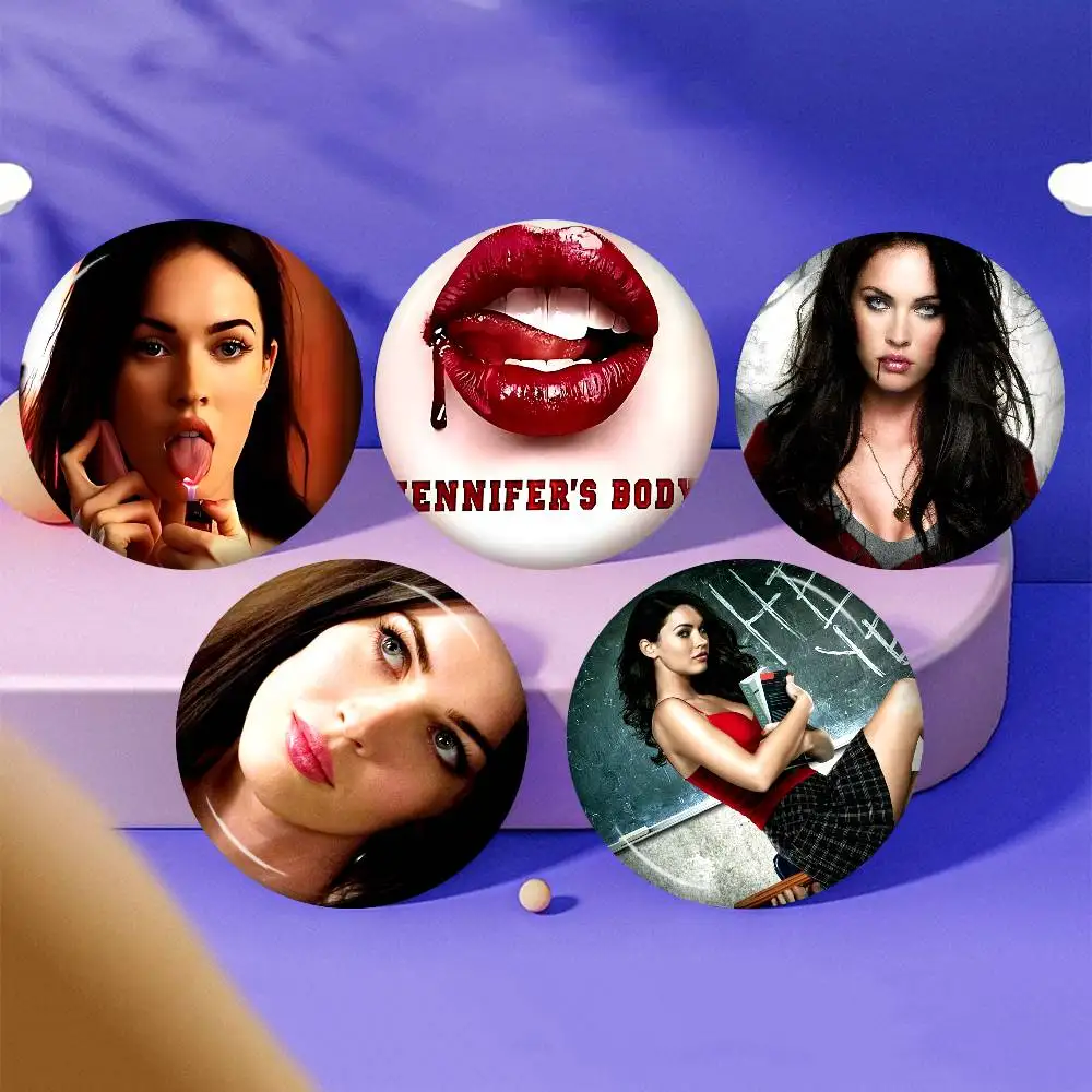 Pop Movie Jennifers B-Body Photo Brooches Creative Round Badge Gifts Pins 32/44/58mm