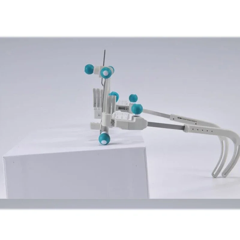 

Adjustable Frame Universal Optical Instrument International Test Frame 5 Card Slot Ophthalmic Test Frame