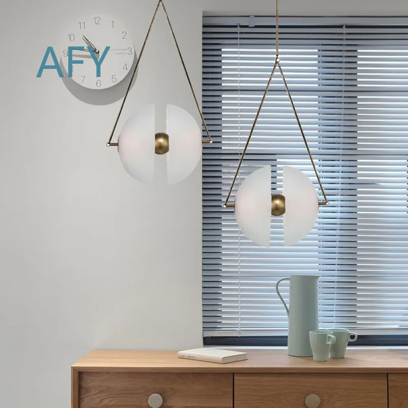 Postmodern Pendant Lamp for Restaurant Coffee Shop Bedroom Clothing Store Aisle Exhibition Hall Window Glass Chandelier
