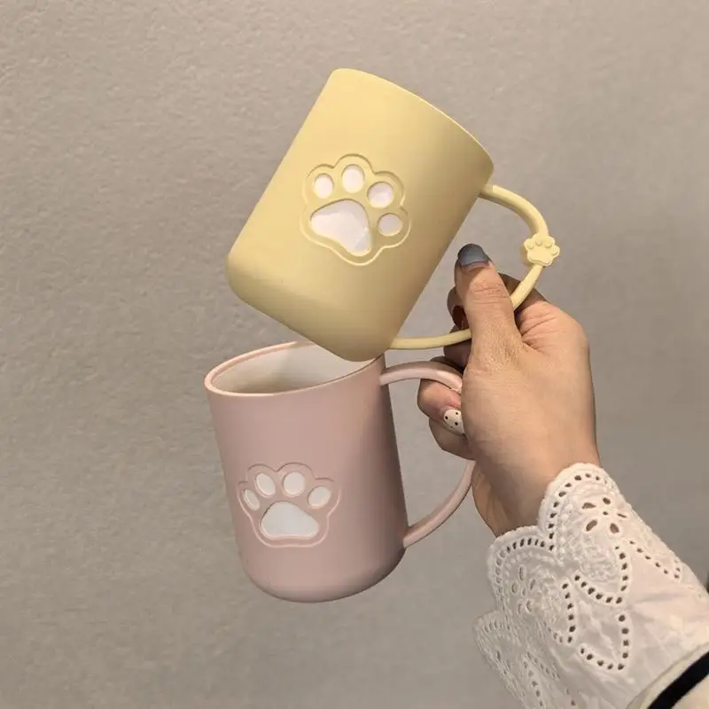 Bicchiere da bagno a forma di zampa di gatto con manico_voghion.com