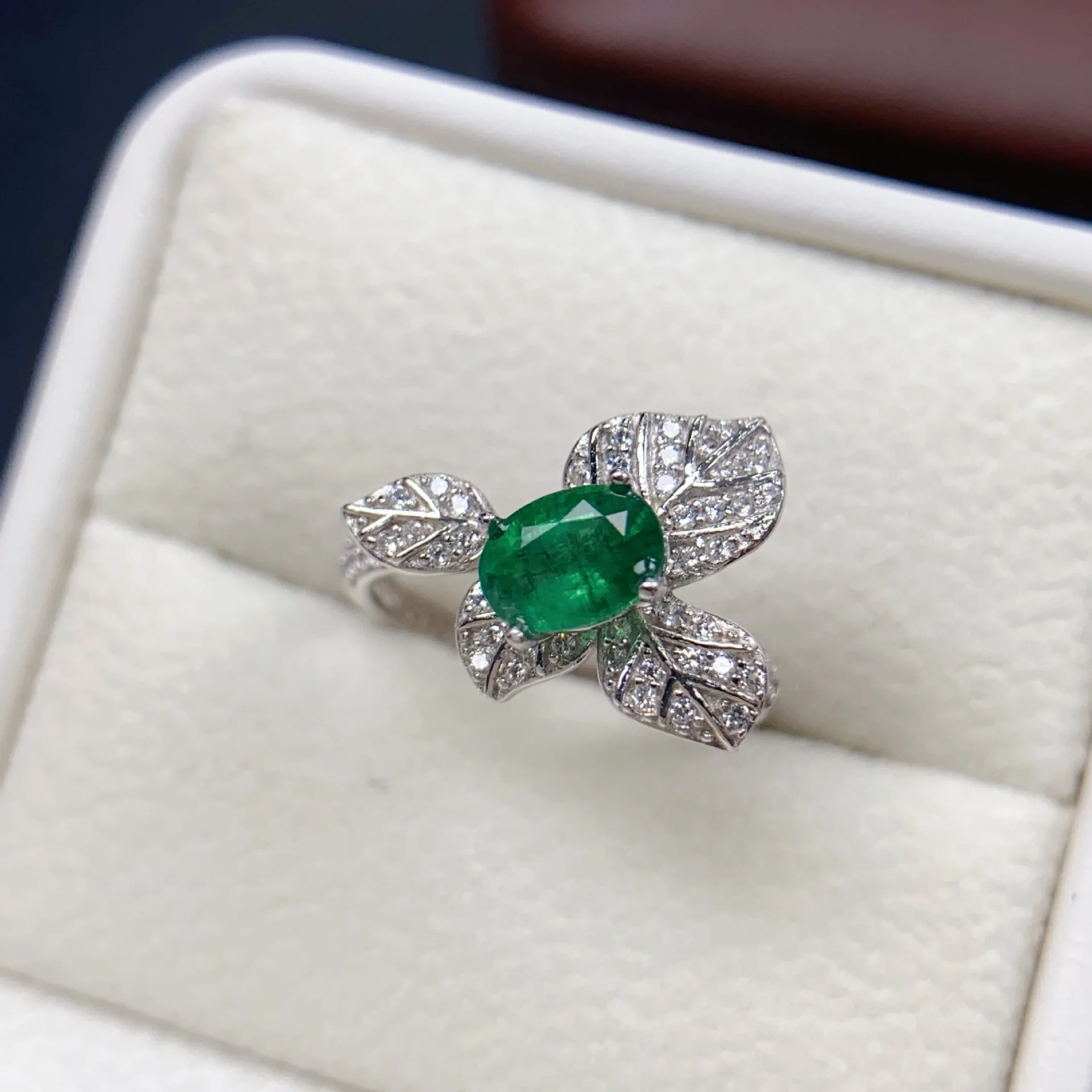 S925 Sterling Silver Natural Emerald Ring,5*7mm Oval Gemstone Leaf‑Shaped Ring Elegant Jewelry Gift For Women