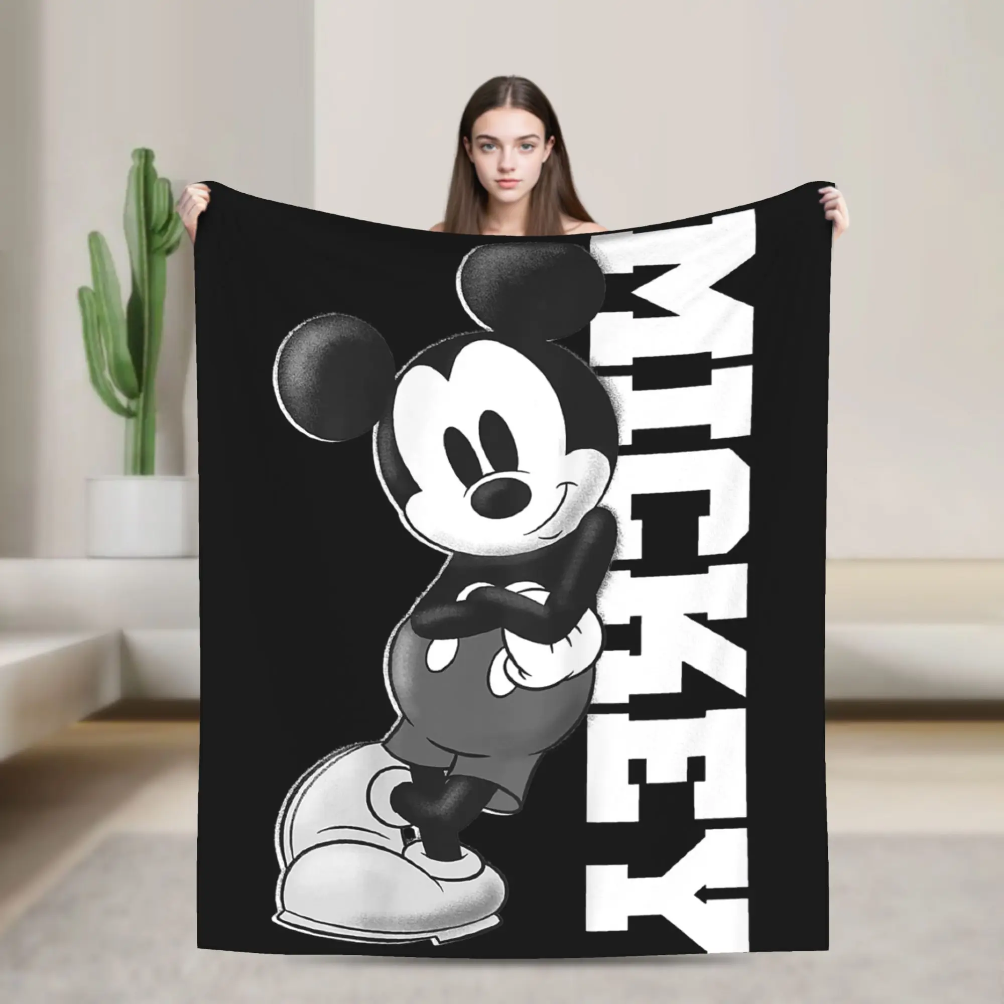 

Mickey And Friends Plush Blanket Mickey Mouse Lean Awesome Throw Blanket for Home 125*100cm Rug Piece