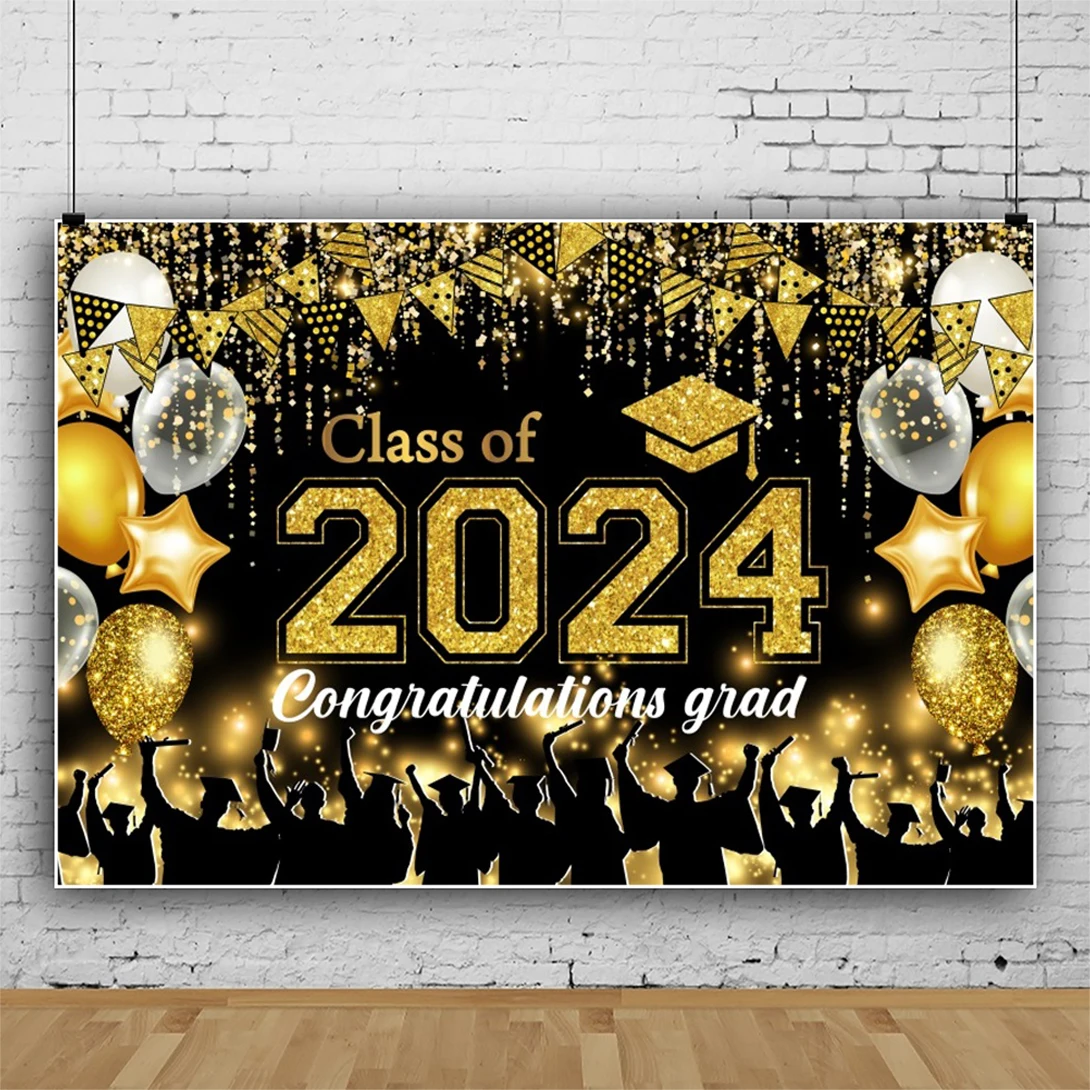 ฉากหลังสำเร็จการศึกษาสีดำทองตกแต่งขอแสดงความยินดีกับ BANNER wisuda ผ้าพื้นหลังสำหรับบูธภาพถ่ายงานเลี้ยงของโรงเรียน