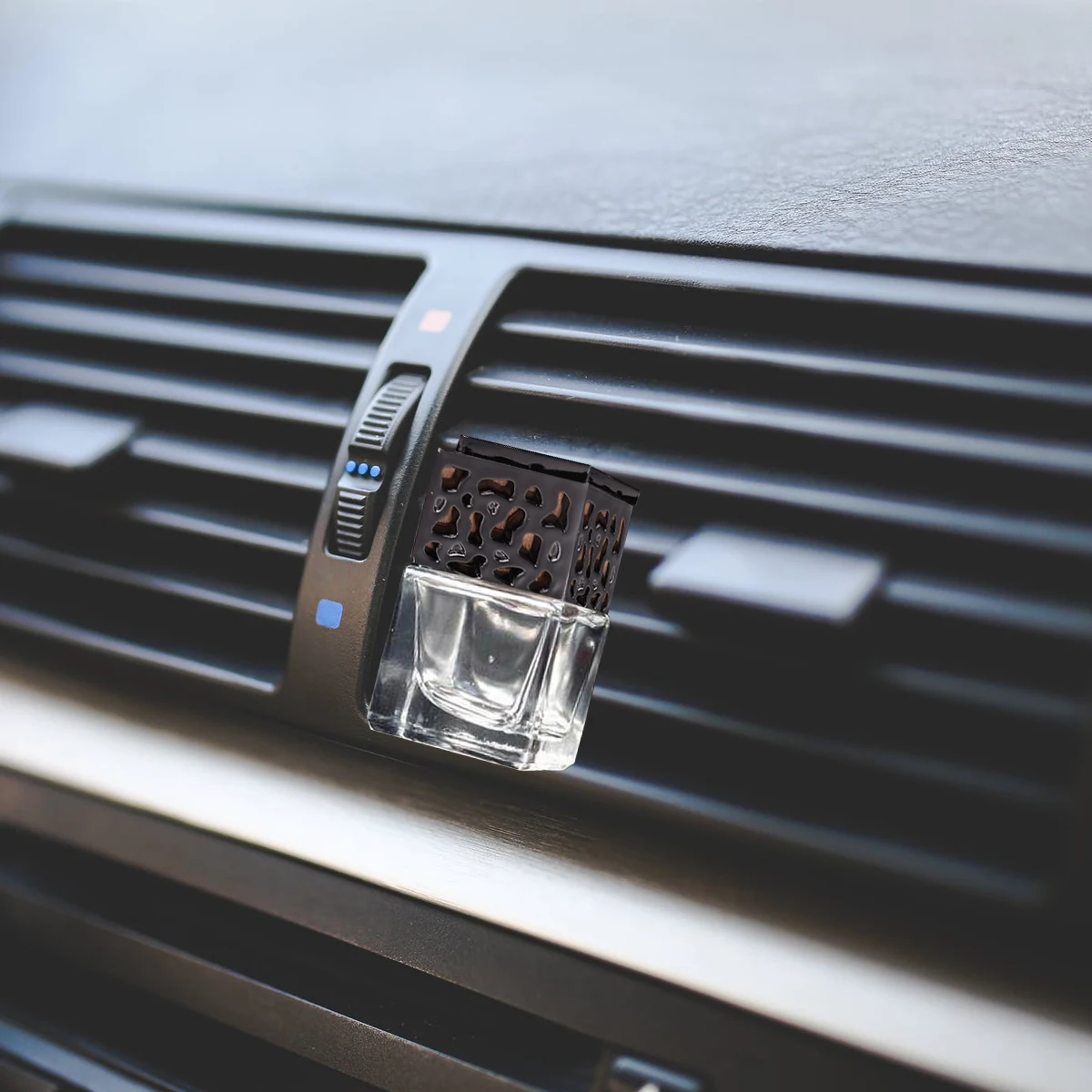 

2Pcs Car Air Vent Decoration Perfume Bottle Black Rotatable Aroma Clip Auto Fragrance Holder Car Interior Stress Relief