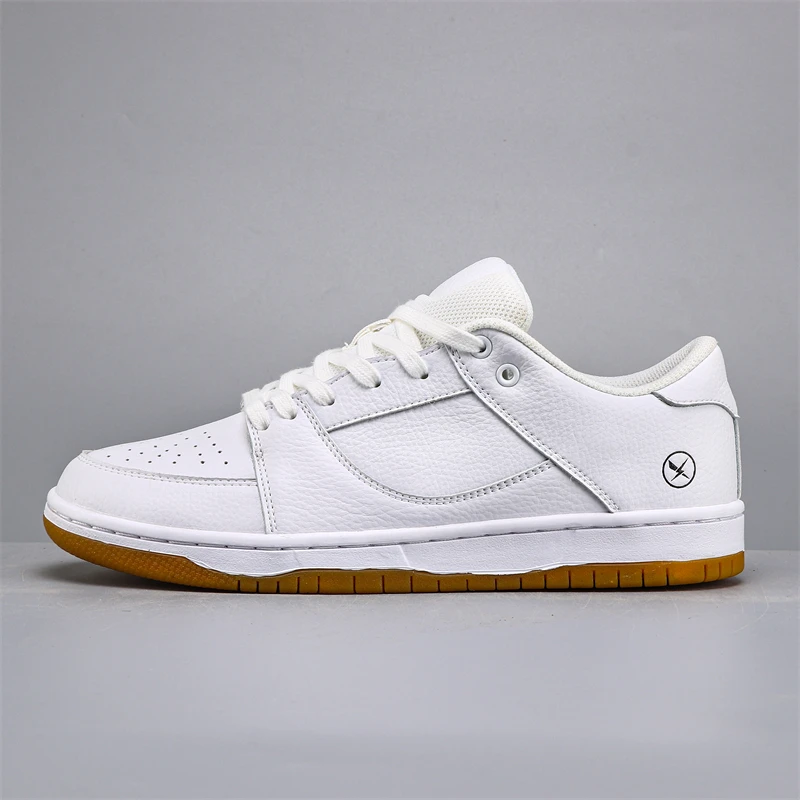 

2026 New Streetwear Brand Casual Shoes: Unisex Couples Retro Breathable Soft-Soled Versatile Student Trendy Skate Shoes