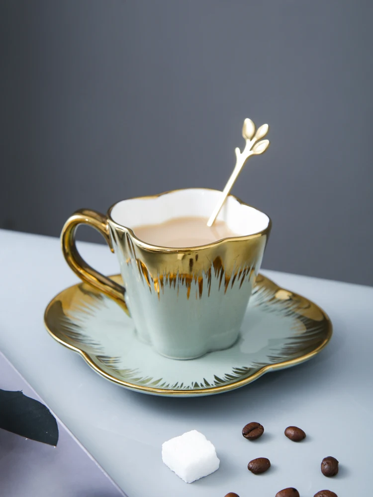 Ceramic Petal Tarde Chá Teacup Set, Copos de café com placa High End, Light Breakfast Leite Caneca, Home Office Drinkware