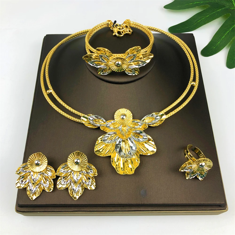 

Necklace For Women Dubai Gold Plated Jewelry Set Luxury Jewelry Original Ring BraceletWedding Banquet Costumes Nigeria Wedding