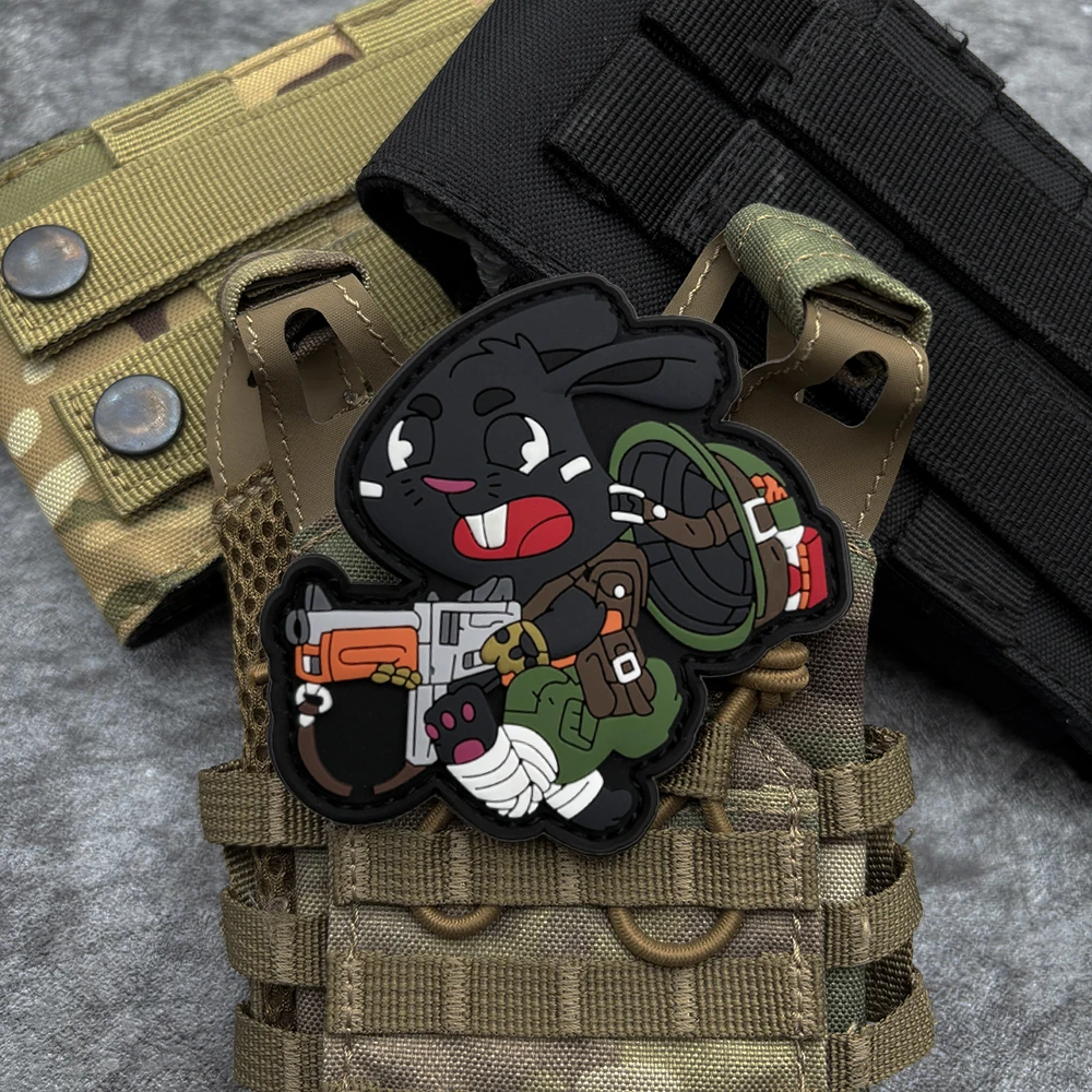 

A Rabbit Pattern Pvc Patch, Soft Rubber Badge with Glow-In-The-Dark Effect, Hook-And-Loop Backing, Suitable for Bags, Backpacks, Vests, and Clothing Decoration Stickers Embroidery Patches