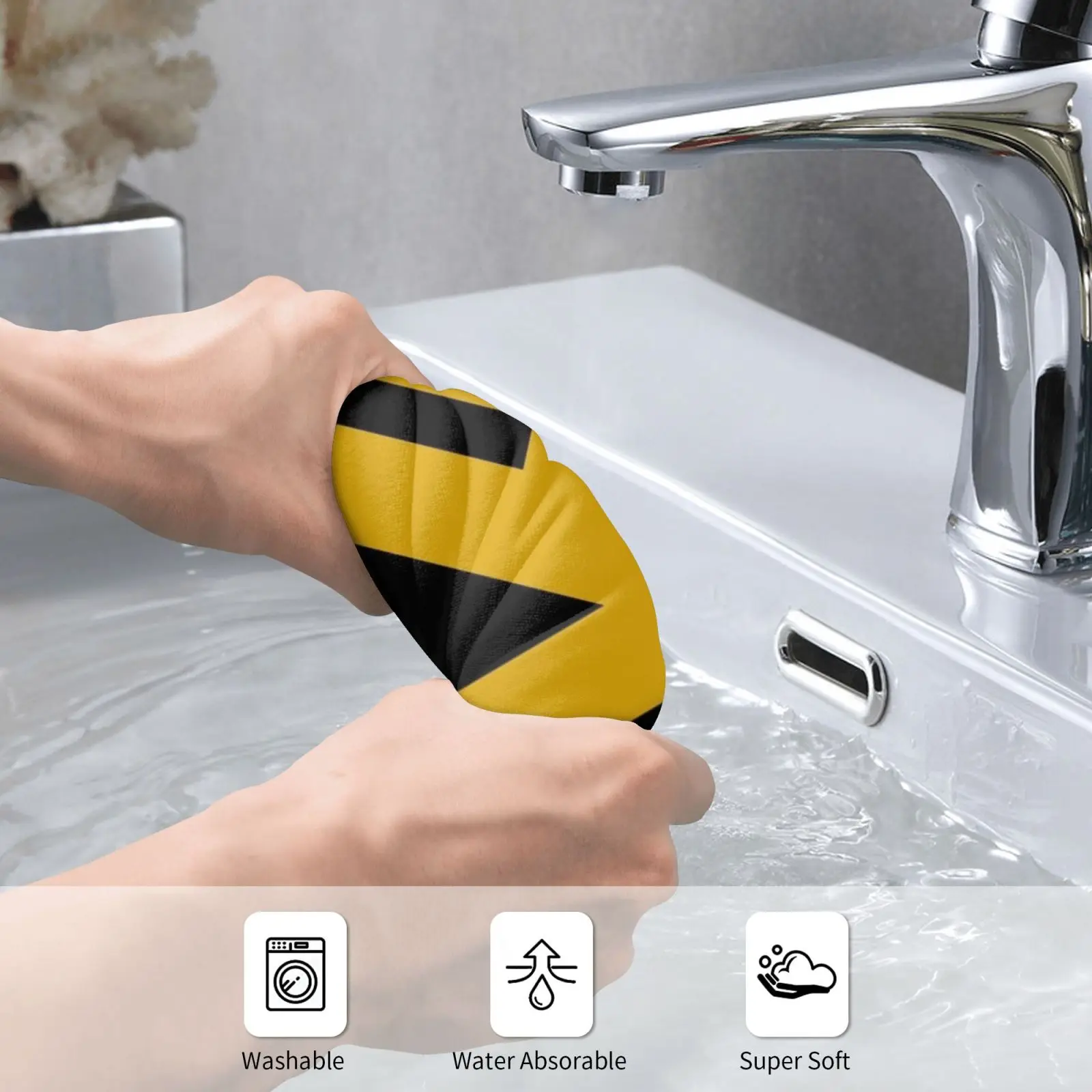 Frankenstrat “bumblebee” Bath Towel Beach Cushion 3023 Frankenstrat Bumblebee Cool Frankenstrat Bumblebee