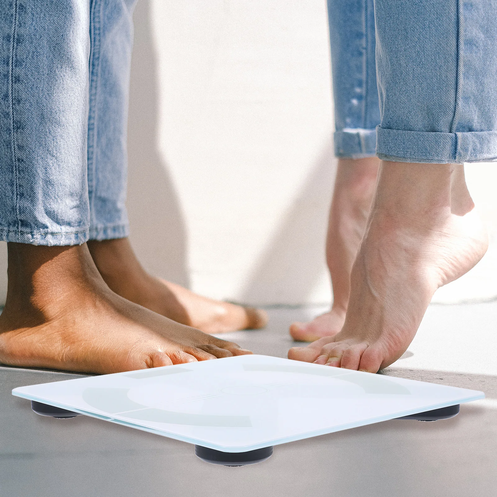 

Digital Weight Scale Measurement Durable Glass Safe Design Fast Weight Reading for Home Use Electronic Bathroom Scale