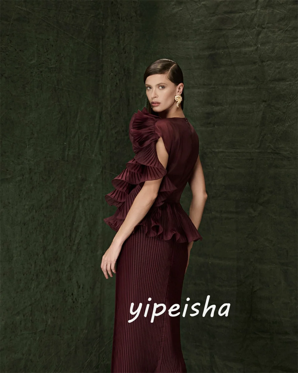 

Customized Fashion Burgundy Sizes Available Pleat Ruched Straight High Collar Ankle Length Evening Dresses High Quality