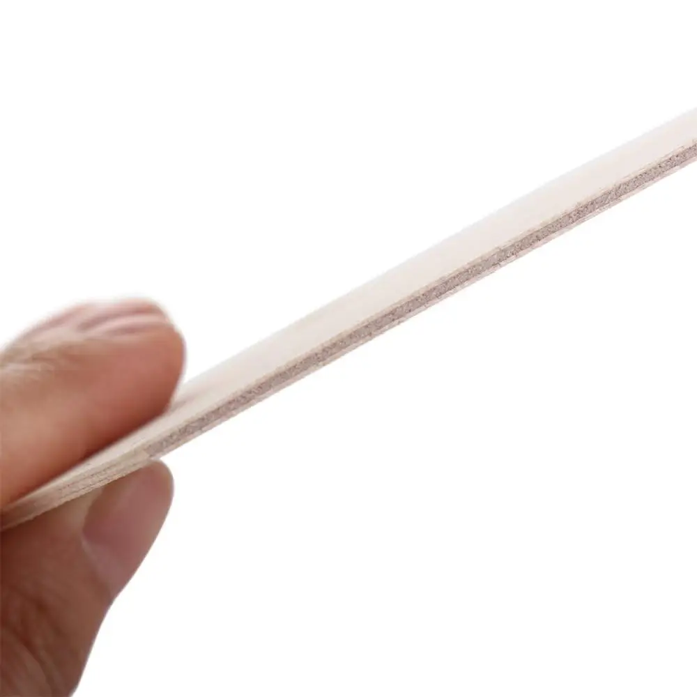 Materiali da costruzione Pannello di legno Foglio di legno rettangolare Pannello di compensato di legno Modello aeronautico Pannello di strato Compensato di tiglio