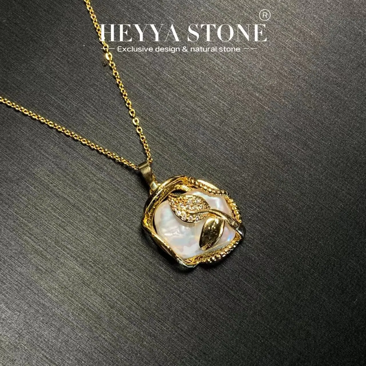 HEYYA-collar con colgante de perlas barrocas naturales para mujer, joyería fina chapada en oro, piedras preciosas de estilo clásico