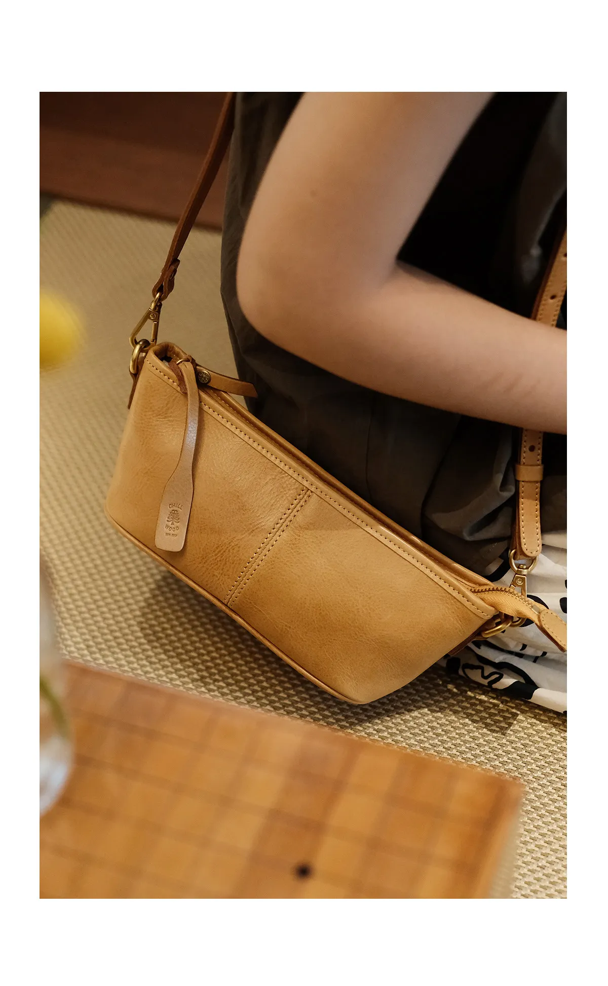 PNDME schlichte, handgefertigte Vintage-Umhängetasche aus echtem Leder für Damen, kleine Party-Designer-Umhängetasche aus echtem Rindsleder, Damen-Schultertasche – Detail 6