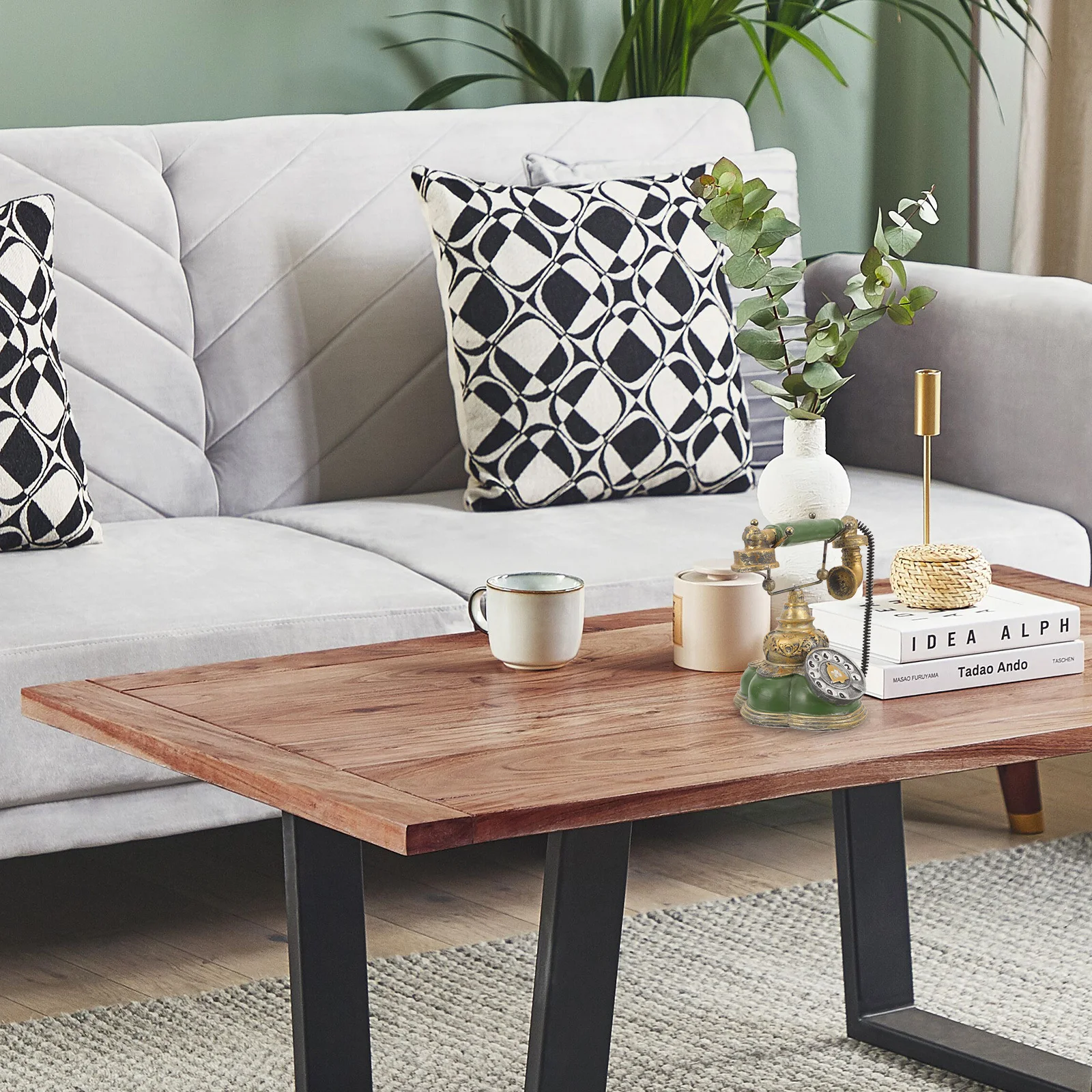 

Resin Made Retro Telephone Decorative Craft for Home Office Desk Vintage Room Decor Style Interior Design Element