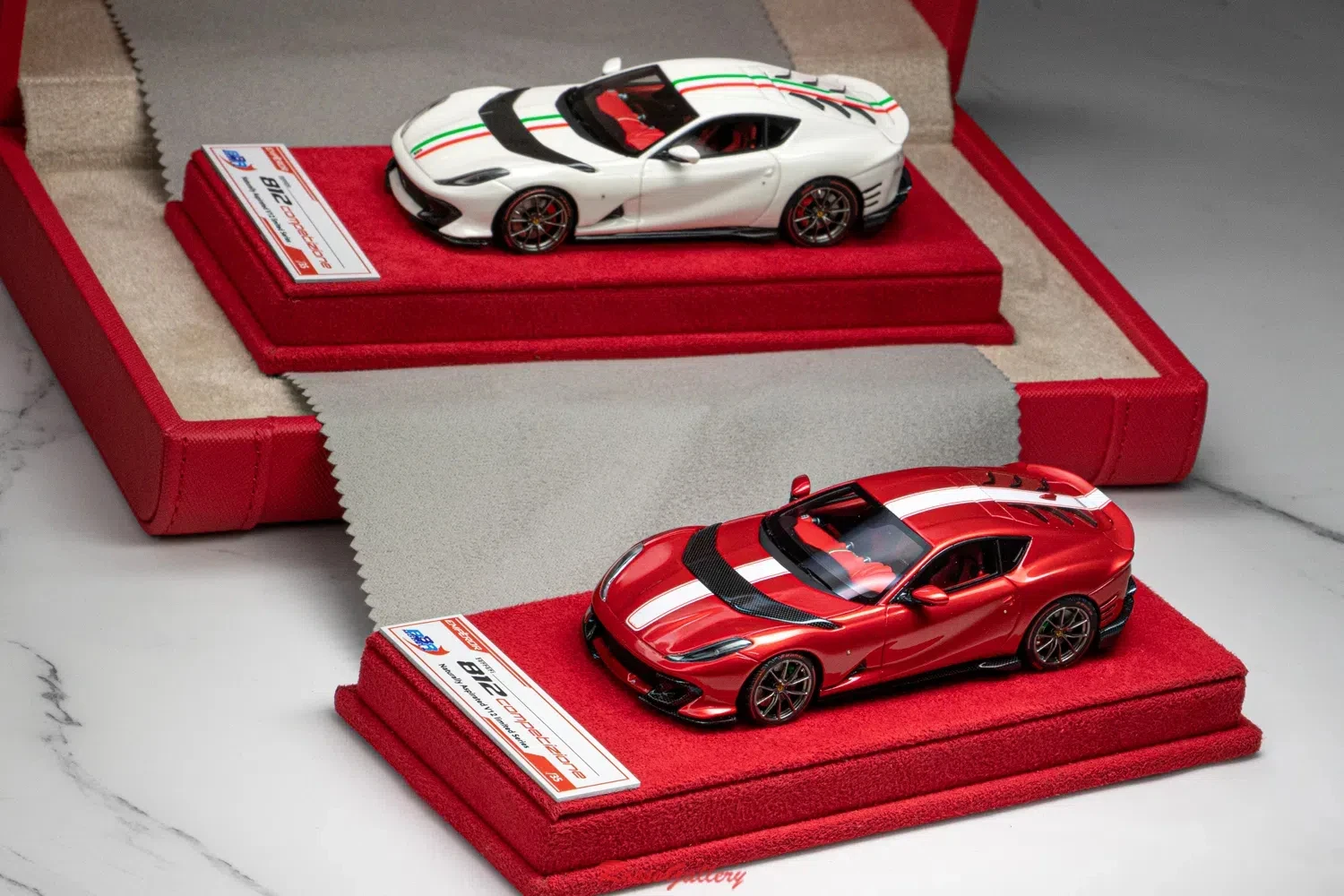 

BBR 1:43 V12 812 Competizione индивидуальная подарочная коробка, версия моделирования, ограниченная серия, смола, металл, статическая модель автомобиля, игрушка в подарок