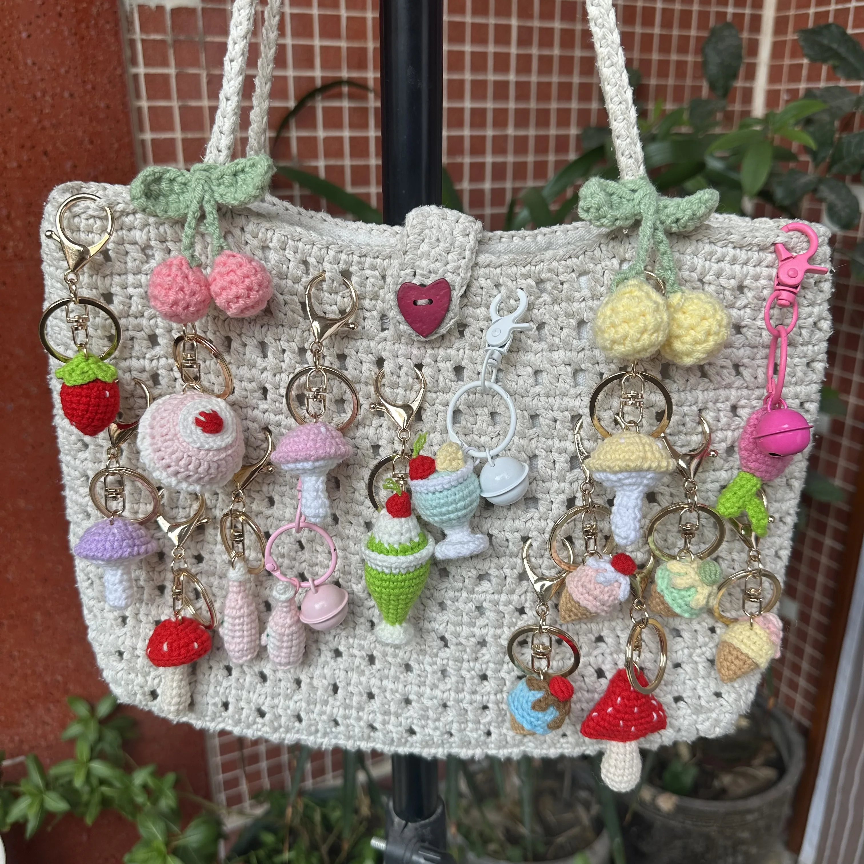 Finished Mini Cake Series Crochet Food Keychain For Car Key Accessories Cartoon Soda Ice Cream Keyrings Knitted Accessories 2025