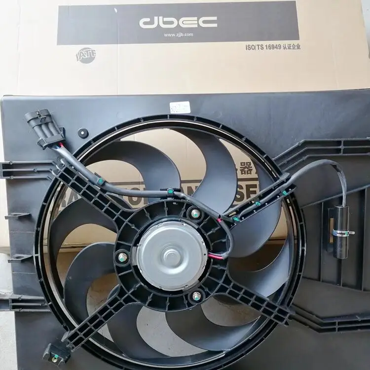 

Для Changan CS35 электронный вентилятор в сборе CS35 вентилятор в сборе резервуар для воды электронный вентилятор охлаждающий вентилятор