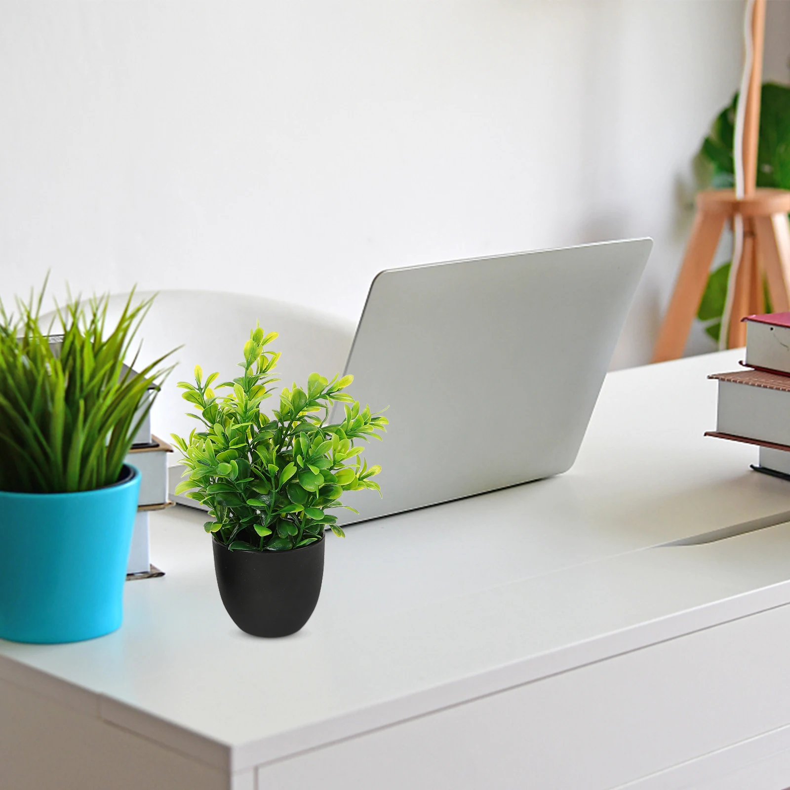 

4Pcs Artificial Potted Plants Lifelike Faux Bonsai for Home Garden Desktop Decoration Realistic Fake Plant Ornament