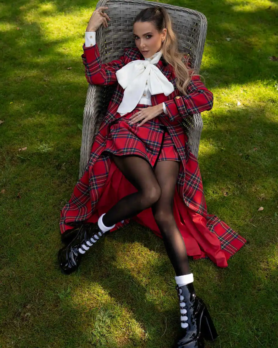 Vintage Check Women Suits 2 Pieces Set England Style Ankle Length Coat Mini Skirt Customized Modern Formal Dresses