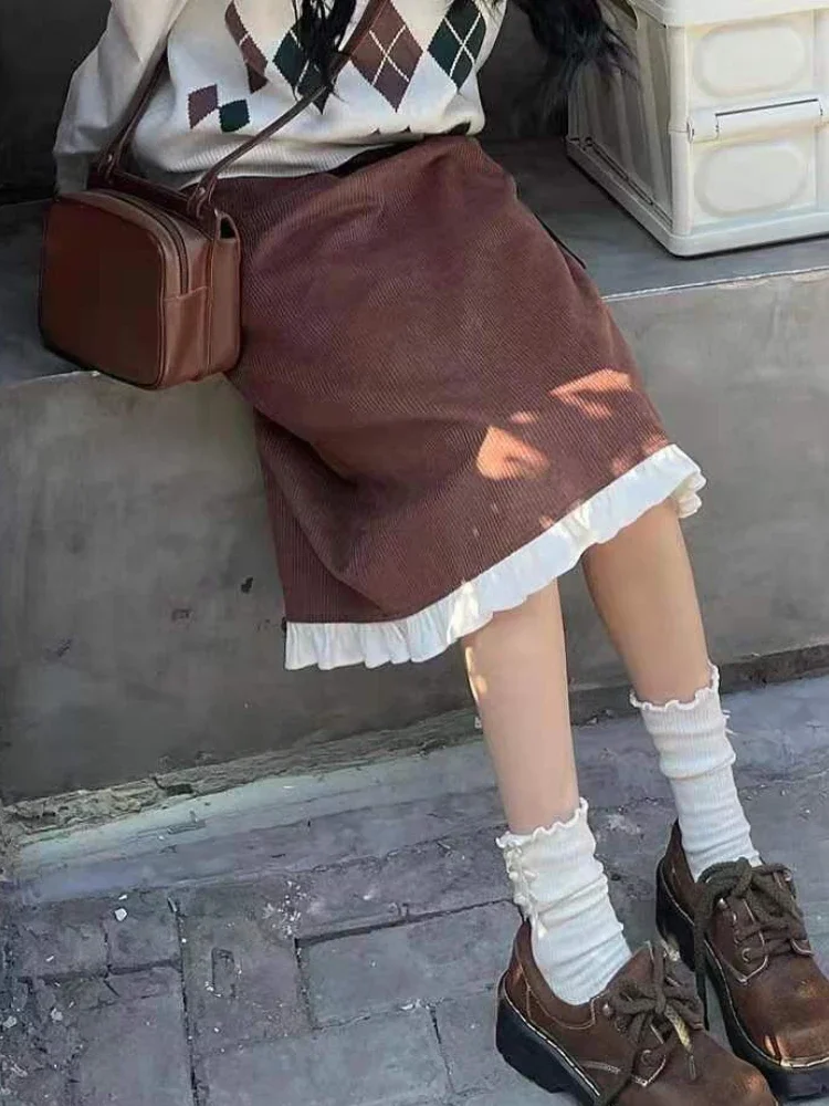 女性のためのカワイイコーデュロイスカート,ストレートバックスリット,ストリートウェア,膝丈,パネル,フリル,美的,いくつかのデザイン