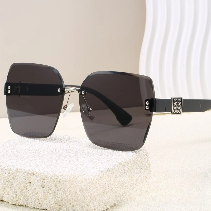 

​​2025 Frameless Luxury Sunglasses Women, UV400 Protection Lightweight Minimalist Chic Viral Face Slimming​​