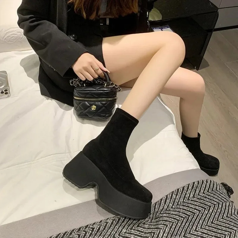 Autumn Women Platform Ankle Boots Suede Black Khaki Elastic Thin Boots Chunky High Heel Slip on Gothic Short Botas Femininas