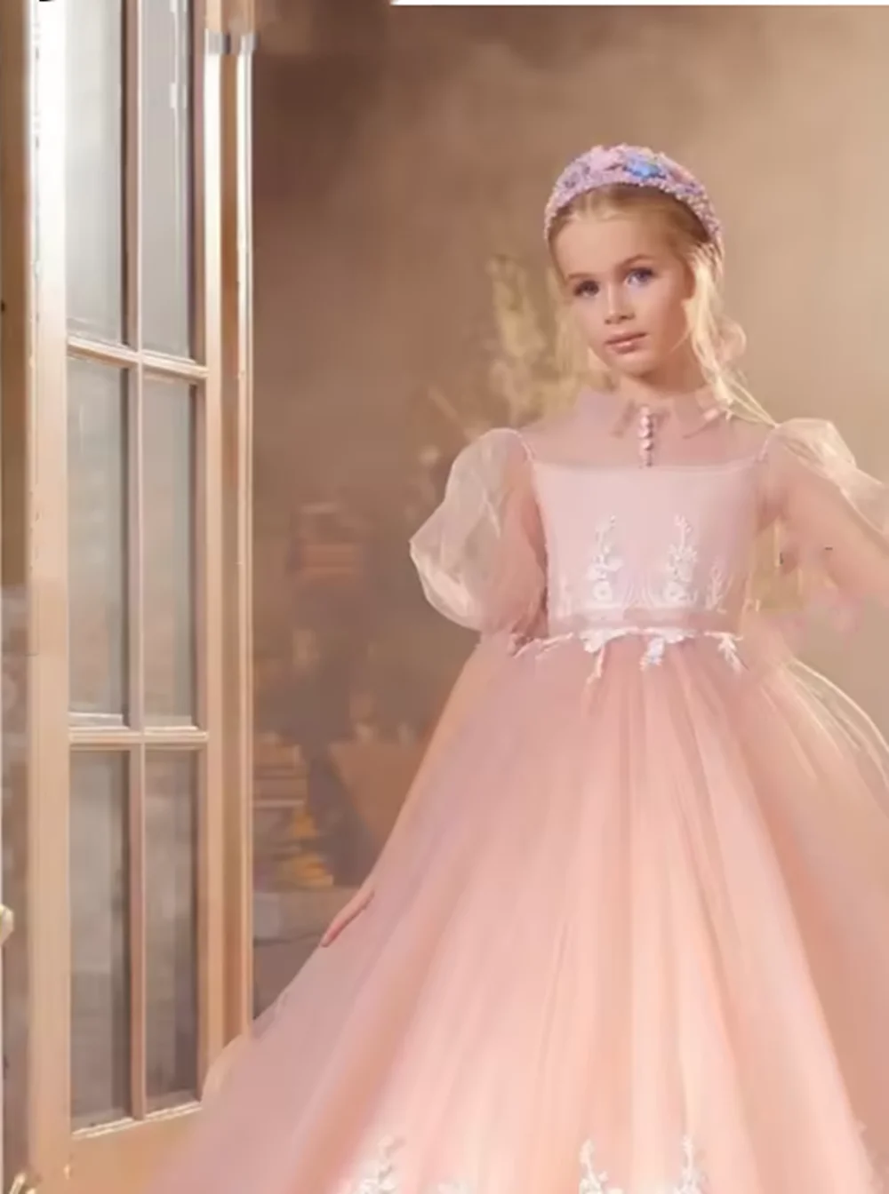 

Pink Pearls Puff Sleeve Girls Dress Charming Sweet Lace Appliques Princess Gown for Banquet Party Kids Birthday Clothes