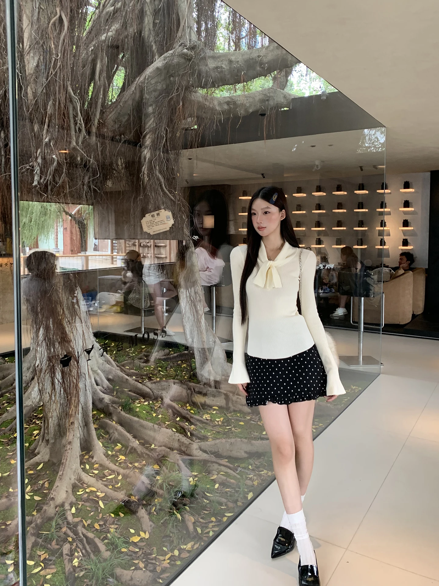 

Красный свитер знаменитостей, женский осенне-зимний ленивый высококачественный внутренний свитер, верхняя одежда, специальный трикотаж с вырезом на талии