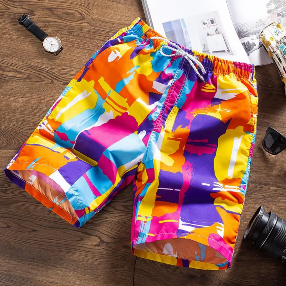 Casual Print Design Shorts Colorful Geometric Print Men's Beach Shorts Elastic Waist Quick Drying Lightweight for Leisure