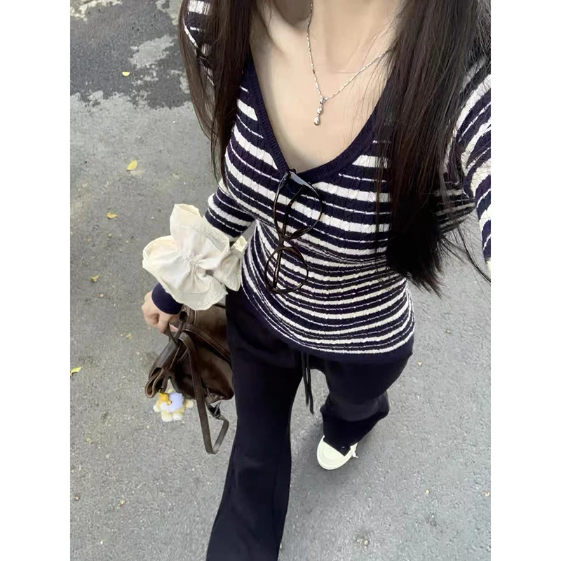 YIBASHU Women Blue Striped Pullover V-Neck Sweater Vintage 2000s Jumper Knit Long Sleeves Cashmere Sweater Women Autumn Winter