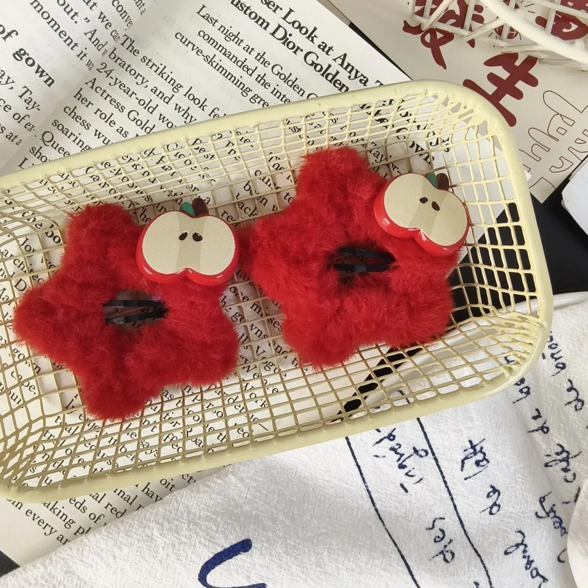 2PCSRed فو الفراء التفاح مقاطع الشعر، لطيف الفاكهة تحت عنوان دبابيس الشعر، لينة رقيق إكسسوارات الشعر للنساء، رائعتين موضة الشعر ديكور #6