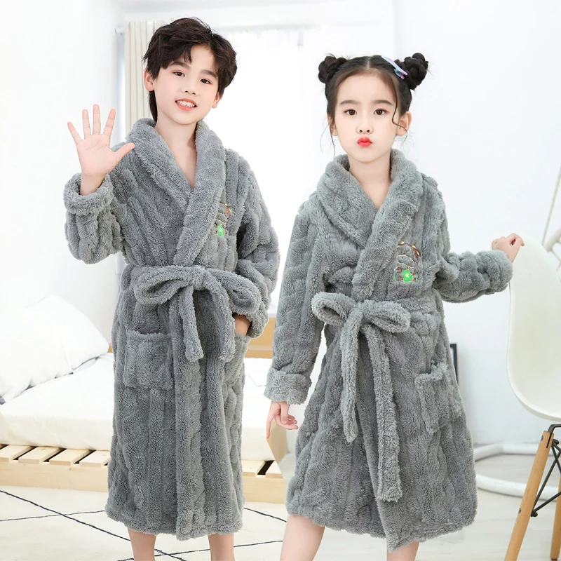 Winter Big Boys Bath Robes Flannel Cartoon Thicken Bathrobe for Kids Fashion Children Warrm Nightwear Girls Princess Homewear