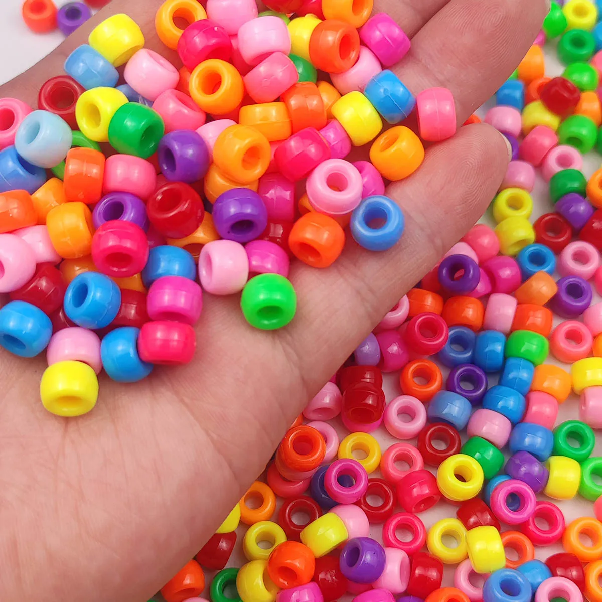 

2000pcs Pony Beads 6x9mm Multicolour Plastic Craft Beading Set For DIY Handmade Jewelry Making Bracelets Necklaces Accessories