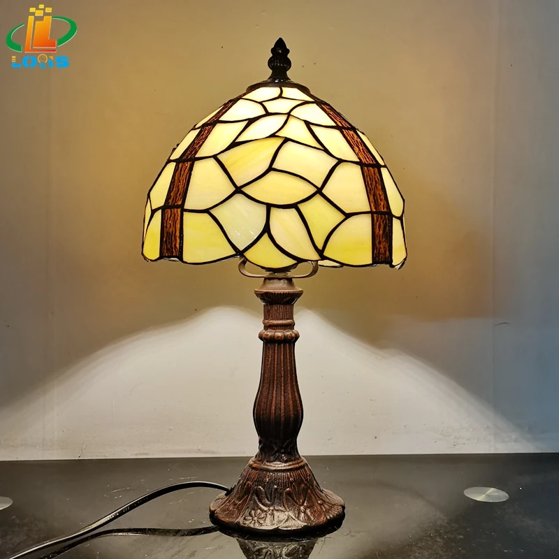 

8 Inch Beige Glass Table Lamp Tiffany Style Bedroom Bedside Night Light Simple Fashion Art Bar Decoration Atmosphere Lighting