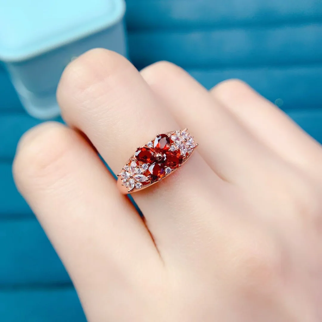 Luxury Designer Creation Natural Garnet Ring S925 Silver Hand Inlay Fine Texture Elegant Charm High End Daily Wear Jewelry