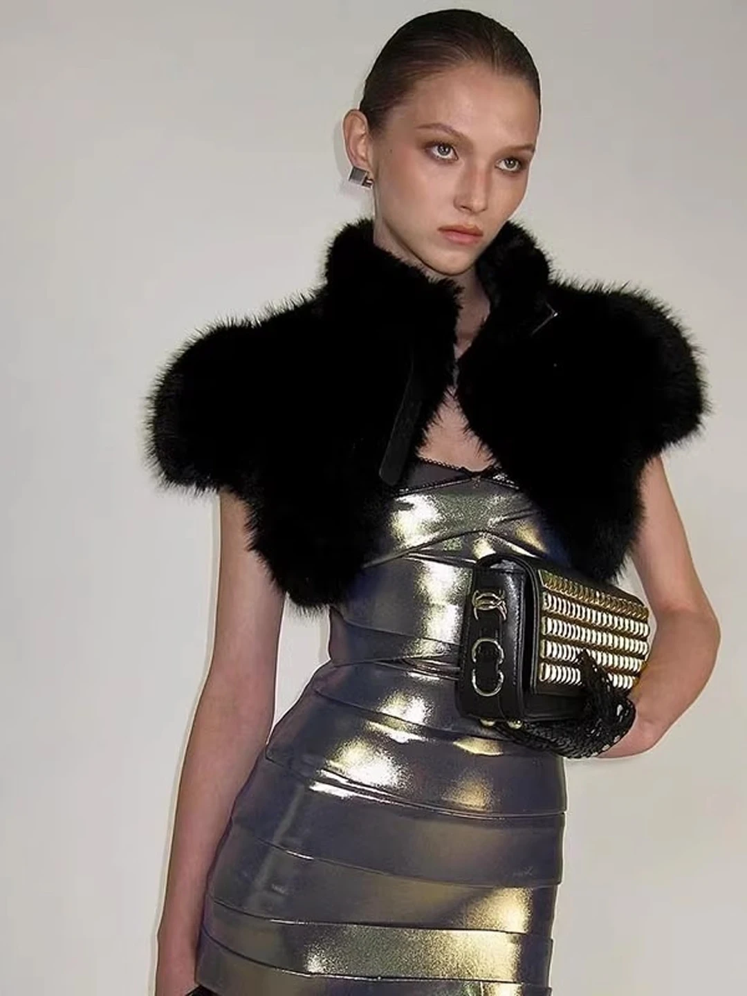 Fashionable Fur Crop Shawl Top Vest Women's Short Shirt Fashionable Plush Leatherette Shoulder Wrap High Collar Loose Fit