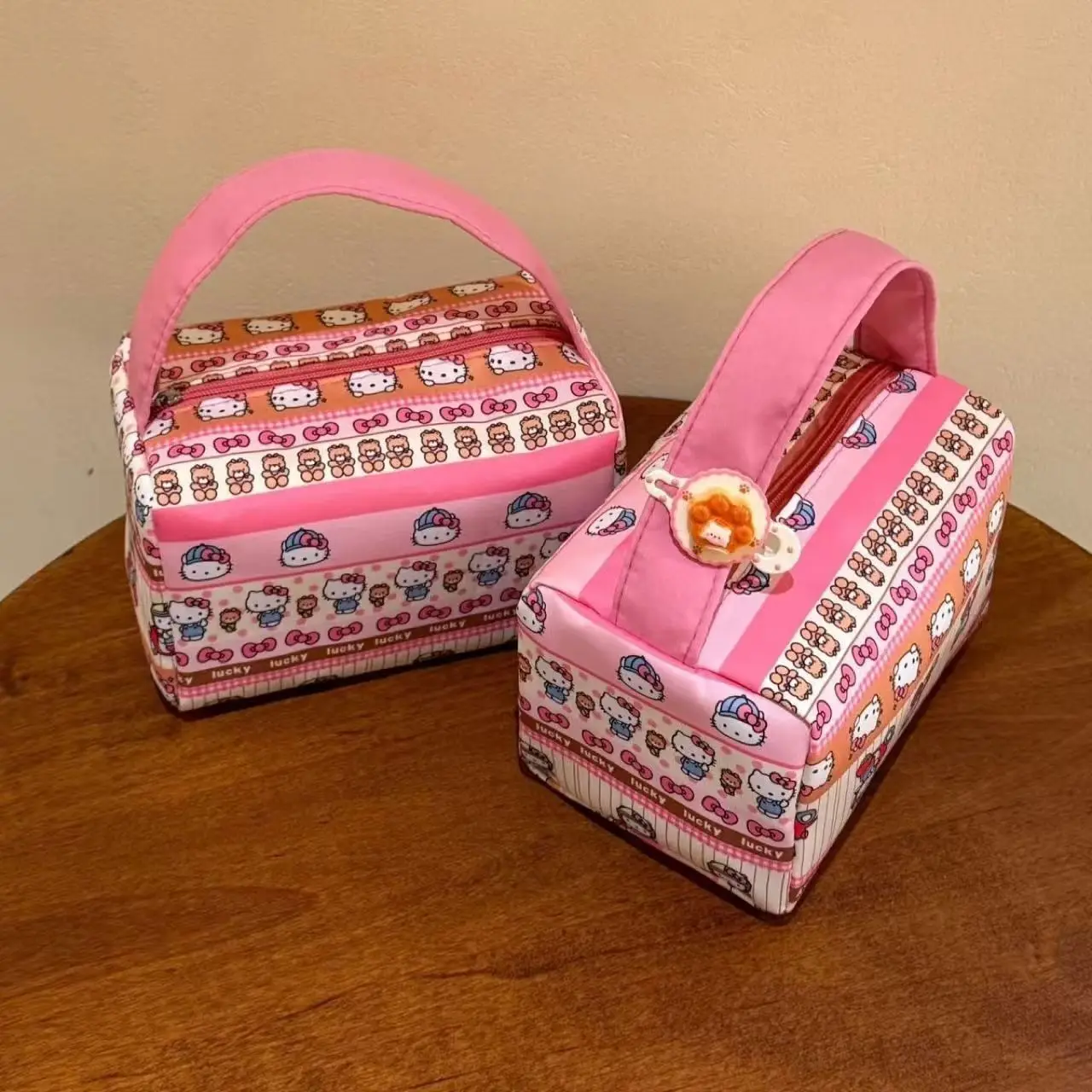 Sanrio Hello Kitty Cartoon Makeup Bag Kt Cat Portable Travel Toiletry Bag Outing Tee-Dimensional Handbag Girl Birthday Gifts view 2