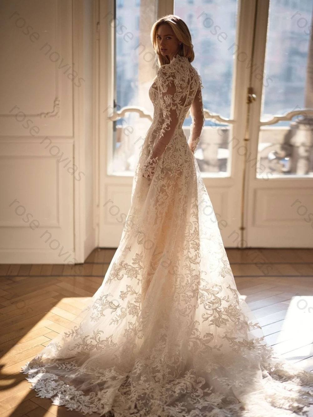 فستان زفاف ساحر عالي الجودة مزين برقبة على شكل حرف V وأكمام طويلة فستان زفاف مخصص على شكل حرف a من التل للعروس #3